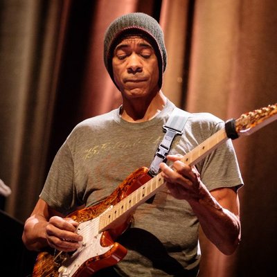 Greg Howe
