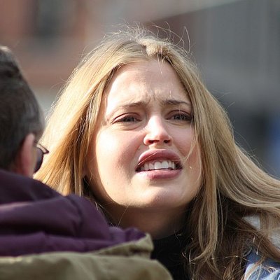 Estella Warren logo