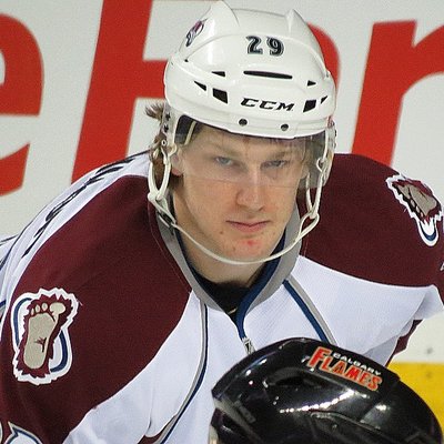 Nathan MacKinnon