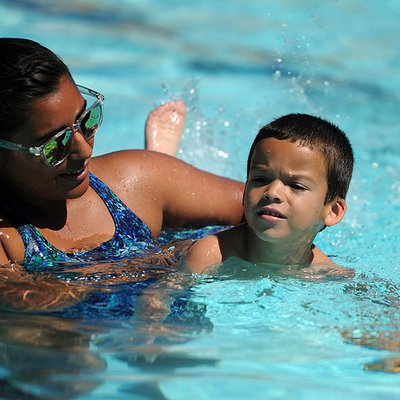 Swimming lessons logo