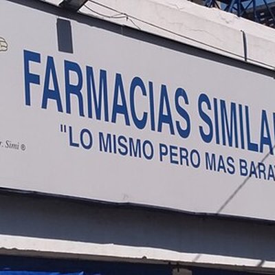 Farmacias Similares logo