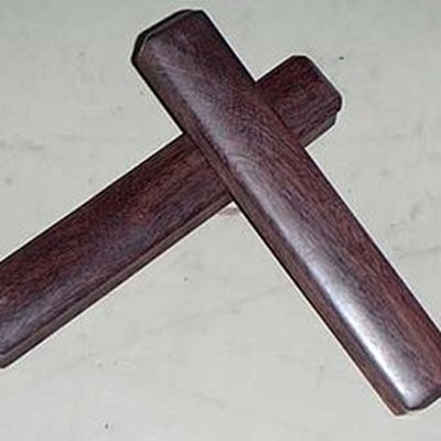 Claves