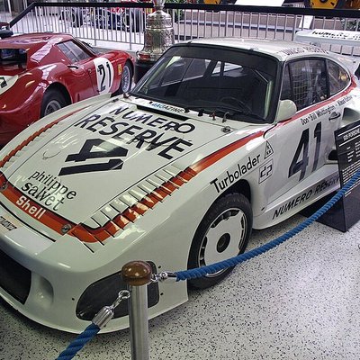 Porsche 935