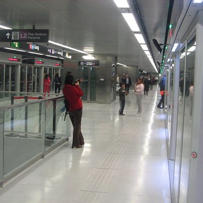 Barcelona Metro line 10