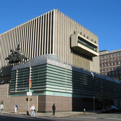 Columbia Law School logo