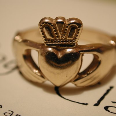 Simple ring