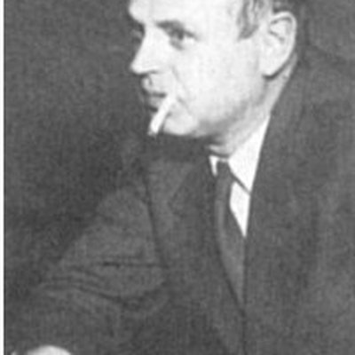 Poul Henningsen