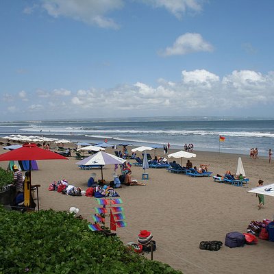 Seminyak logo