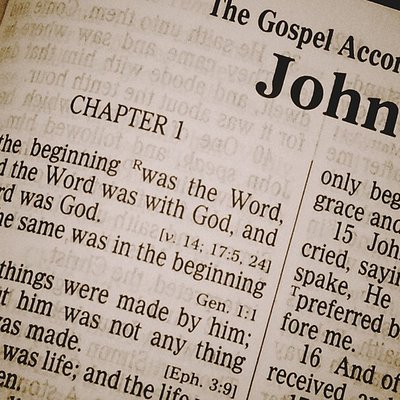 Chapters and verses of the Bible logo