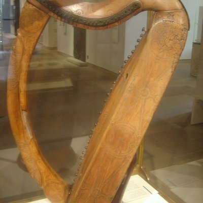 Celtic harp