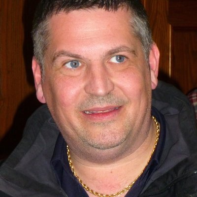 Wayne Jones (darts player)