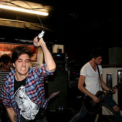 Young Guns (band) logo