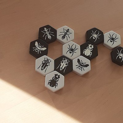 Hive (game)