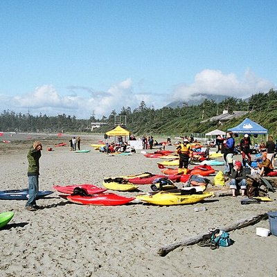 Surf kayaking logo