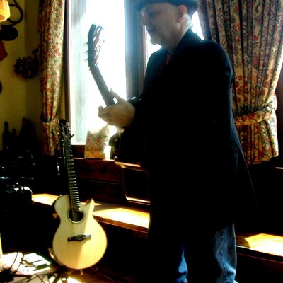 Phil Keaggy