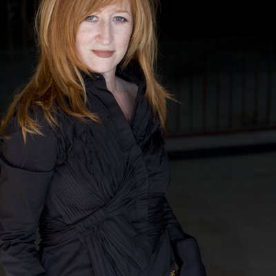 Vicki Lewis Thompson