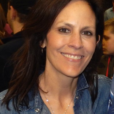 Annabeth Gish logo