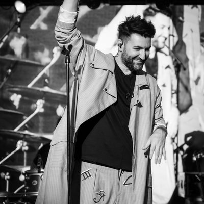 Smiley (singer) logo