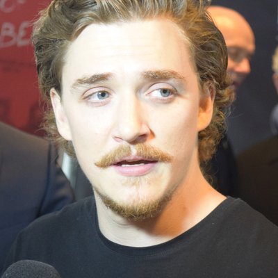 Kyle Gallner logo