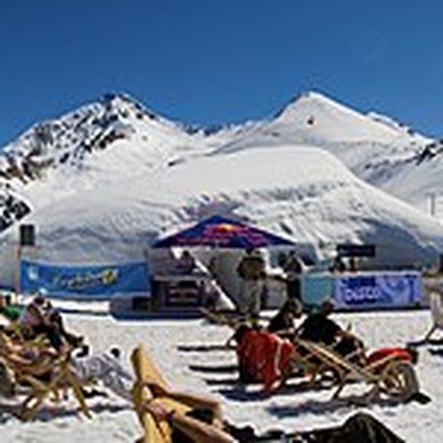 Snowbombing
