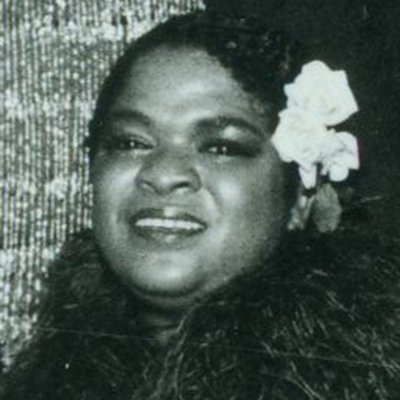 Nell Carter logo