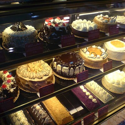 Red Ribbon (bakeshop)