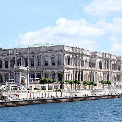 Çırağan Palace