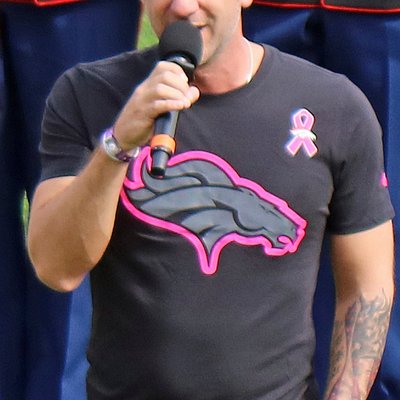 Craig Campbell (singer)