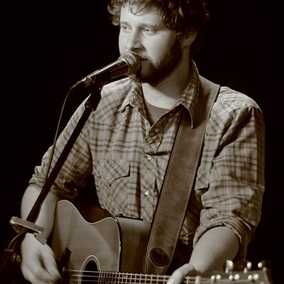 Dan Mangan