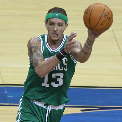 Delonte West logo