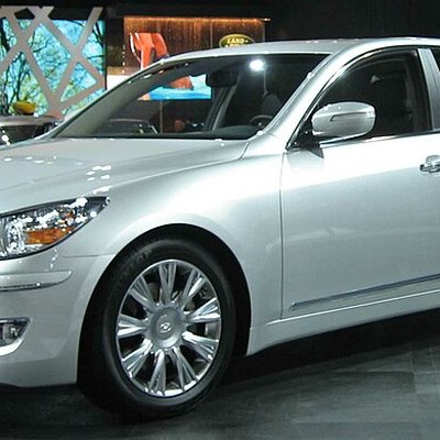 Hyundai Genesis logo