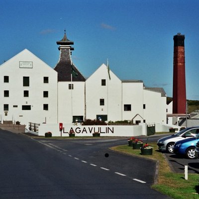 Lagavulin distillery
