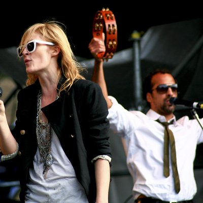 Metric (band) logo