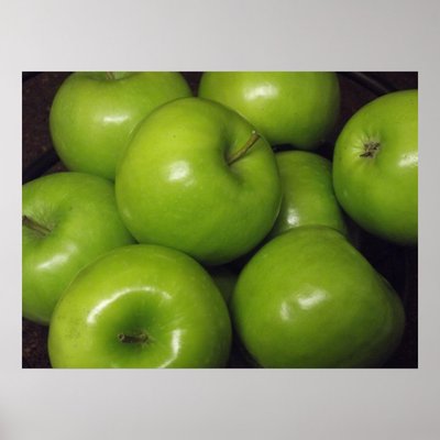 Green Apple التفاح الأخضر logo