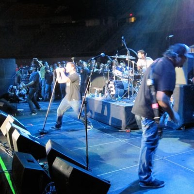 Pennywise (band) logo