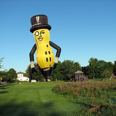 Mr. Peanut logo