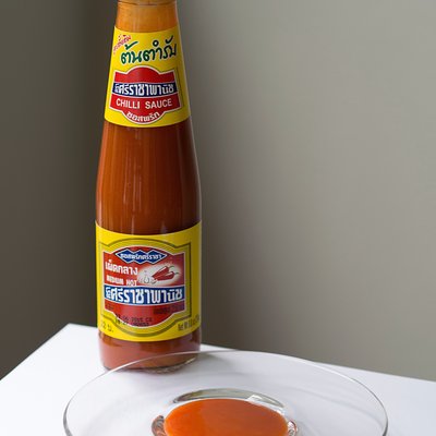Sriracha (Rooster Sauce) logo