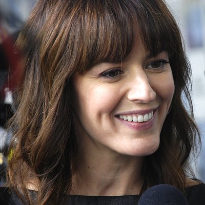 Rosemarie DeWitt logo