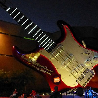 Rock 'n' Roller Coaster Starring Aerosmith logo