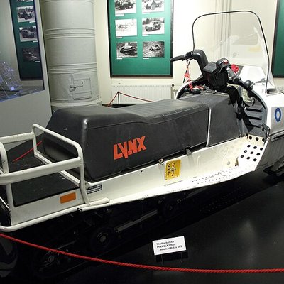 Lynx (snowmobile) logo
