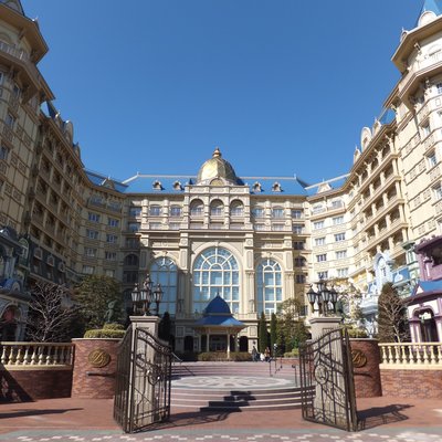 Tokyo Disneyland Hotel