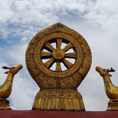 Noble Eightfold Path logo