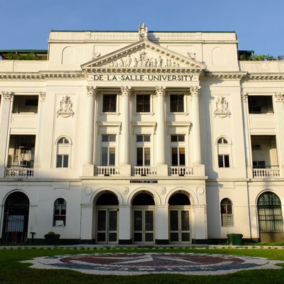 De La Salle University