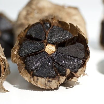 Black garlic (food)