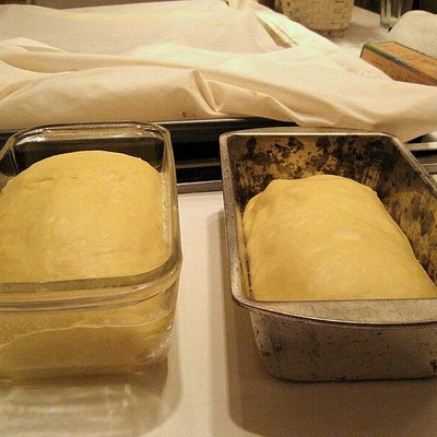 Bread pan