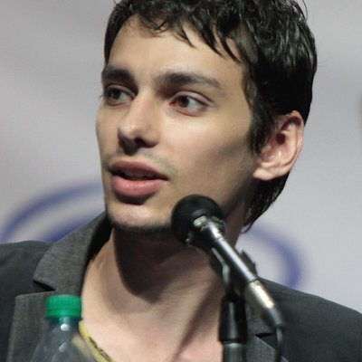 Devon Bostick logo