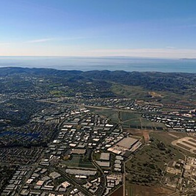 Lake Forest, California logo