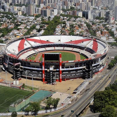 Estadio Monumental Antonio Vespucio Liberti