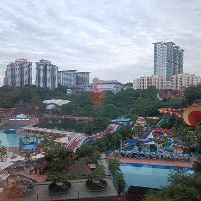 SUNWAY LAGOON WATER PARK