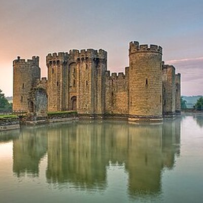 Moat logo